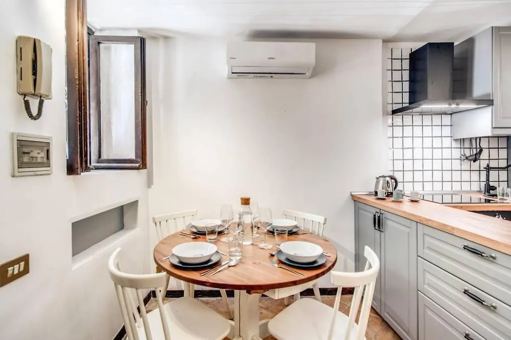 Fresh House Doria Pamphili Apartment Rome